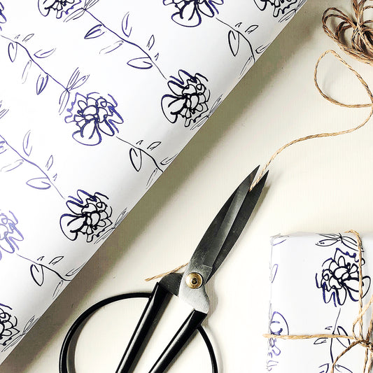 Ranunculus On Natural - Gift Wrap