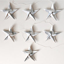 Load image into Gallery viewer, 7 Star Garland - Grey Blurred Spot
